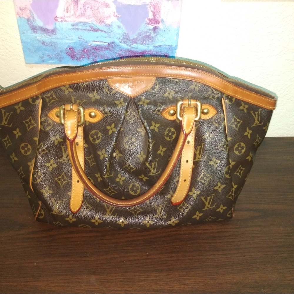 Authentic Louis Vuitton Tivoli GM Handbag